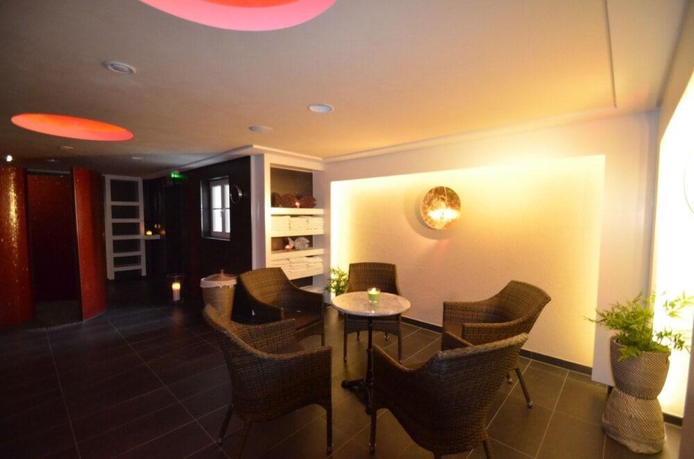 Hotel Residenz Waldkrone Кюлунгсборн Экстерьер фото